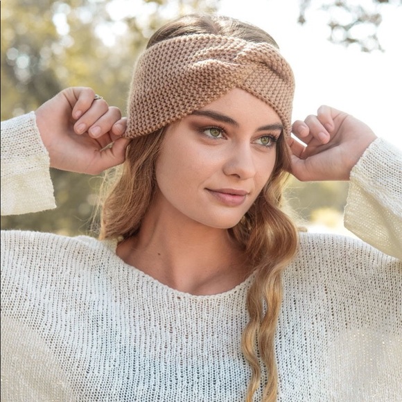 Accessories - 🍂 Beige Wide Twist Headband Wrap